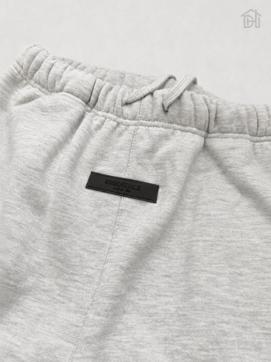Spodenki Essentials Light Oatmeal SS22